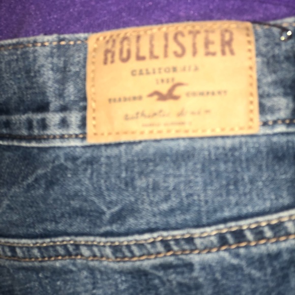 Hollister cropped destroyed boyfriend jeans - Picture 3 of 6
